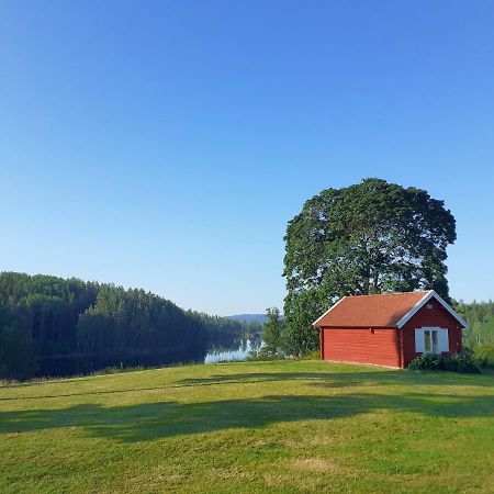 Villa Gladtjaern Smedjebacken Экстерьер фото