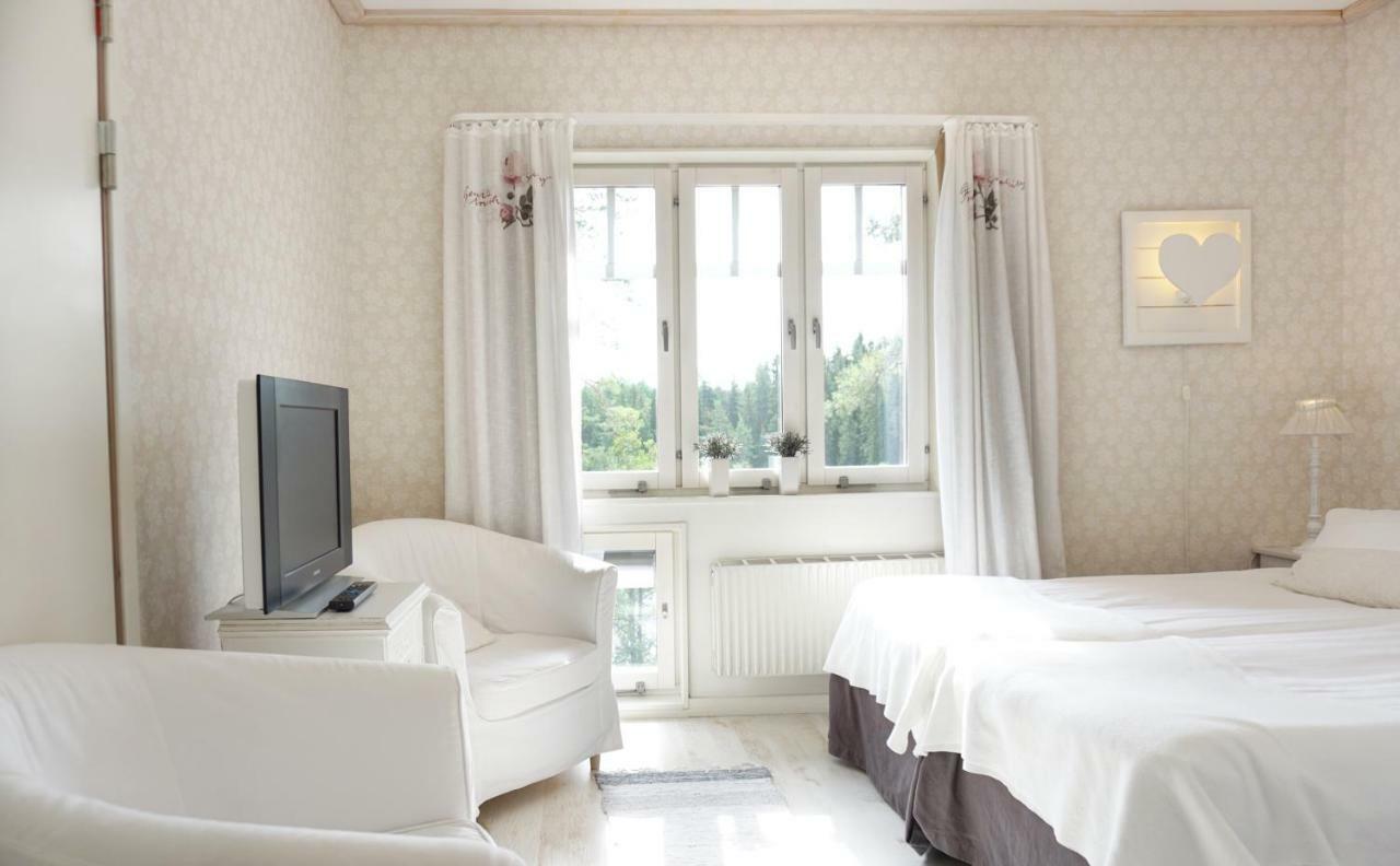 Villa Gladtjaern Smedjebacken Экстерьер фото
