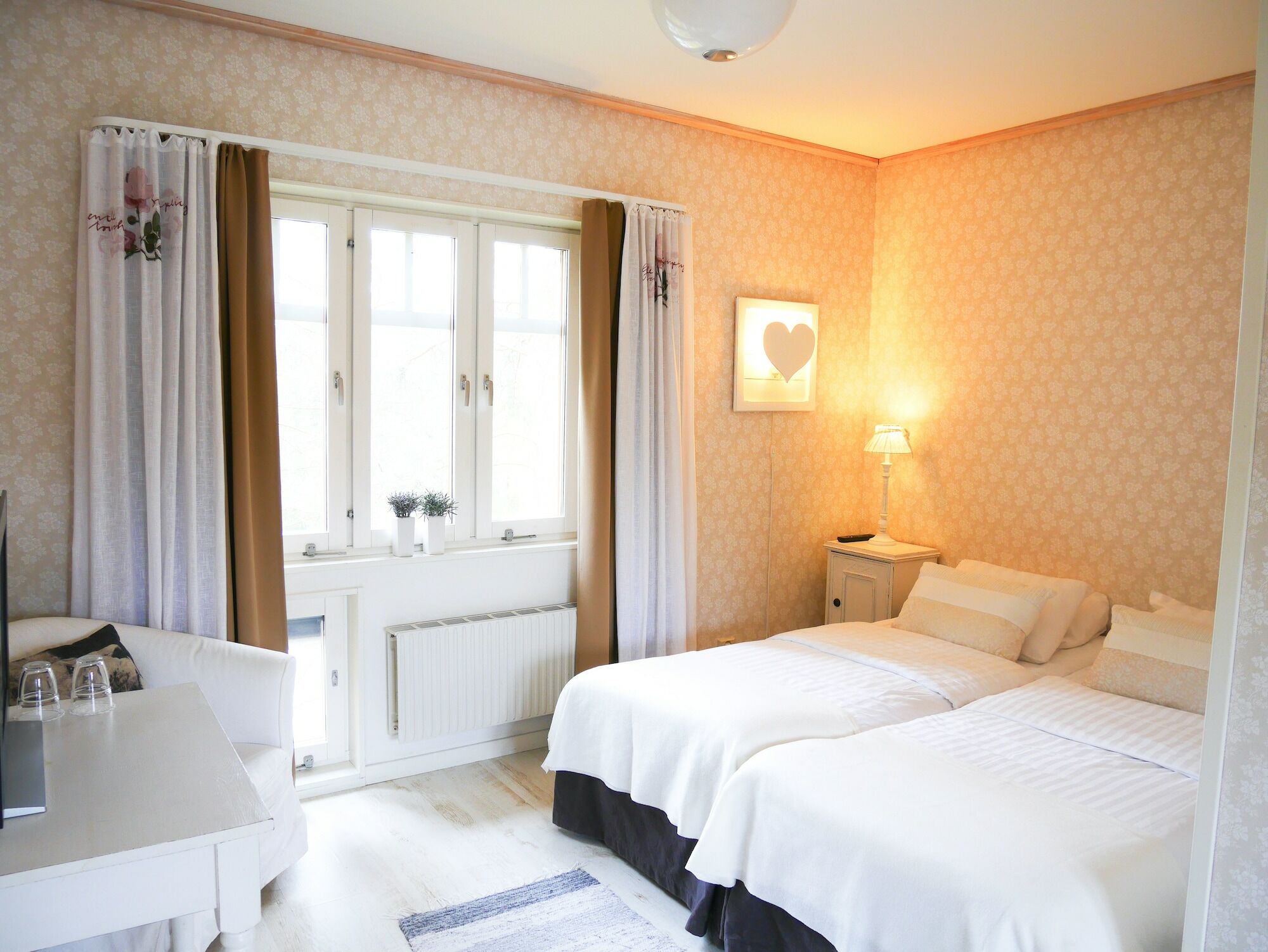 Villa Gladtjaern Smedjebacken Экстерьер фото